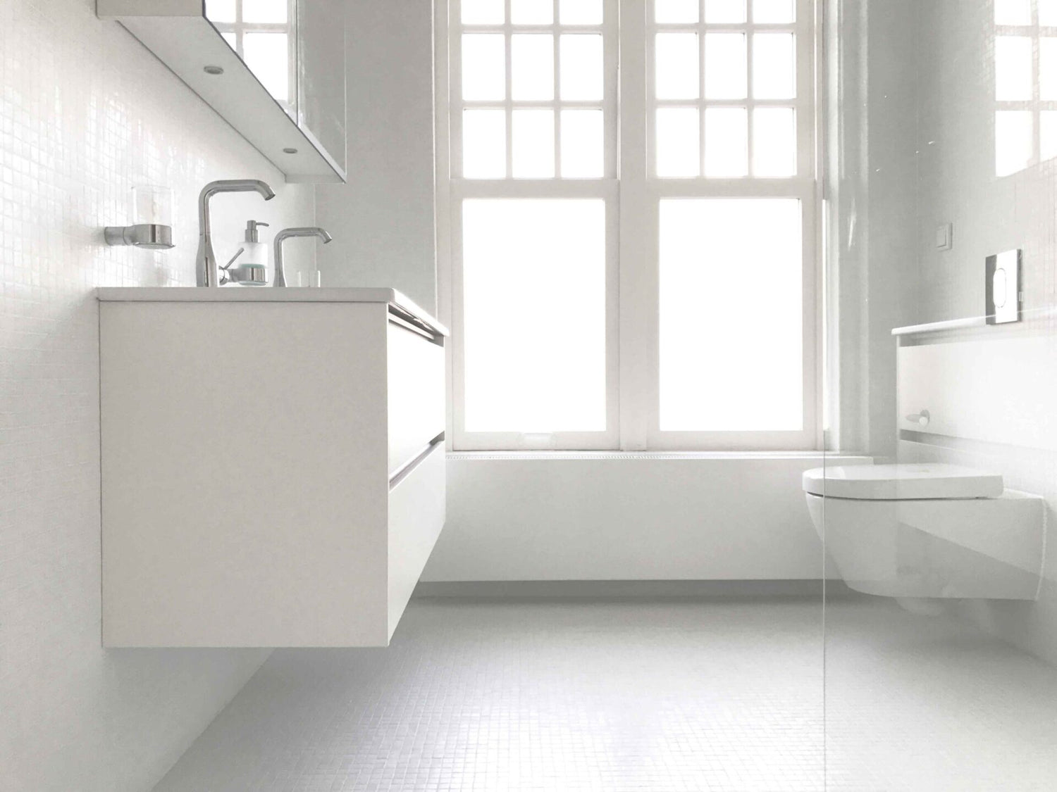 Badkamertegels Voor Rond Het Badkamermeubel - Mozaiektegel.com