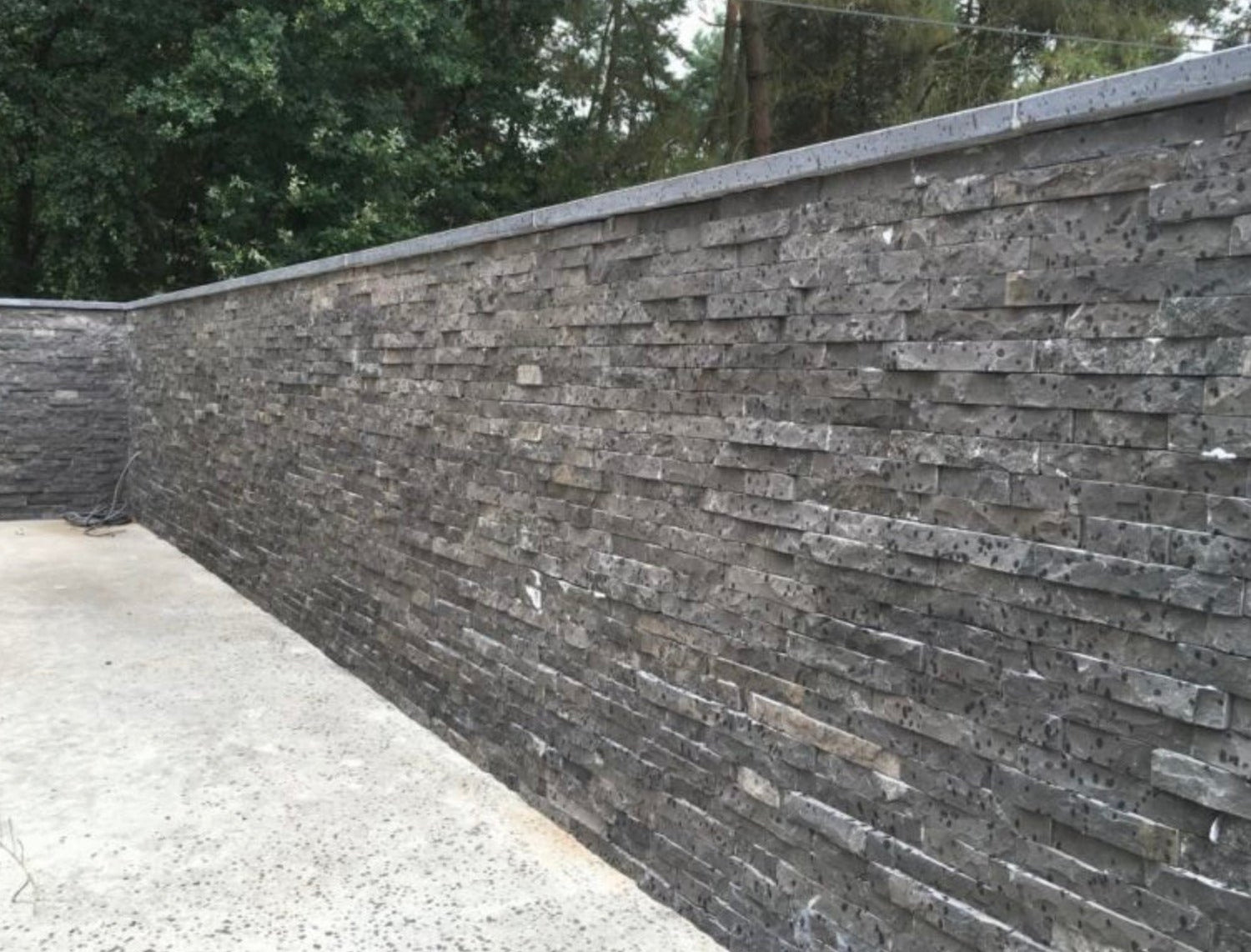 Ontdek de Tijdloze Schoonheid van Steenstrips voor je Interieur: Een Complete Gids - Mozaiektegel.com