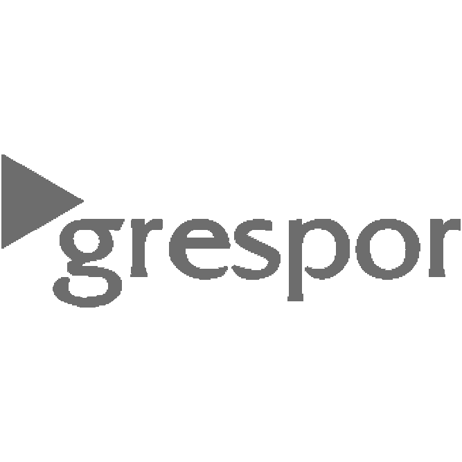 strakke moderne vloer met grote Grespor porcellanato tegels