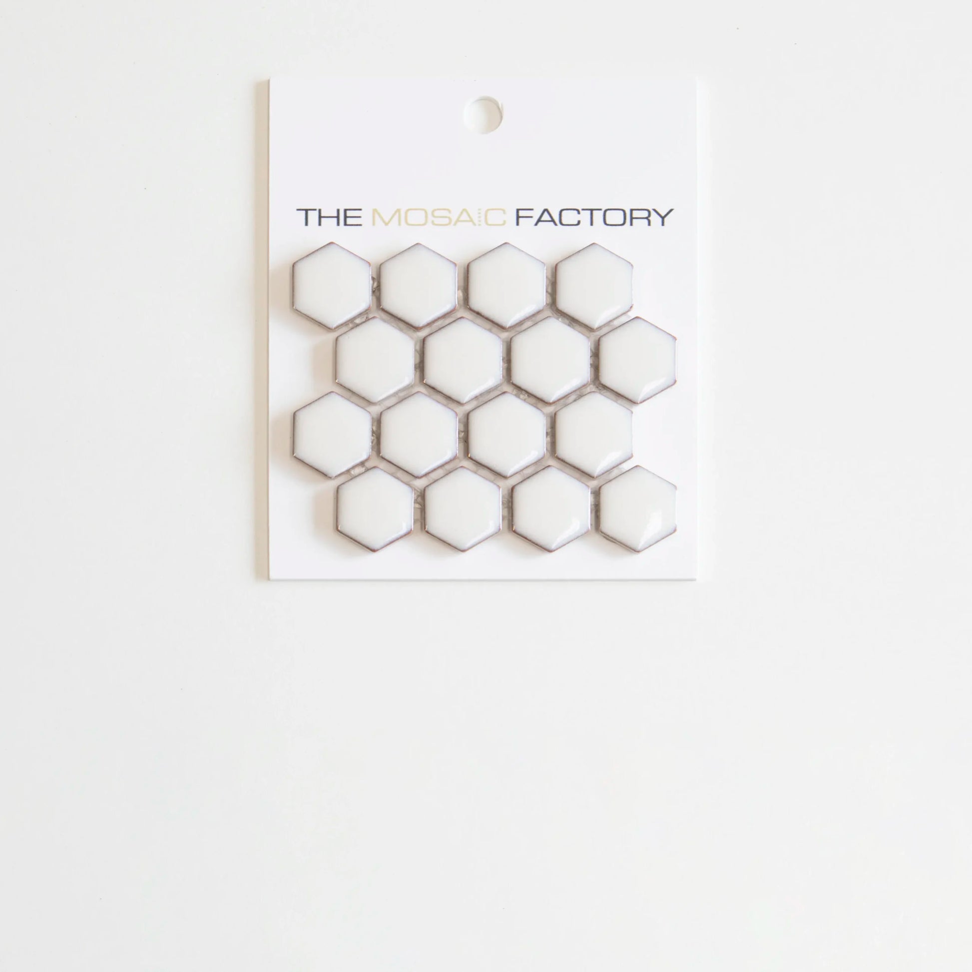 The Mosaic Factory Barcelona Mozaiek Tegel Hexagon - Zacht wit met rand Porselein Geglazuurd 260x300 mm - Mozaiektegel.com