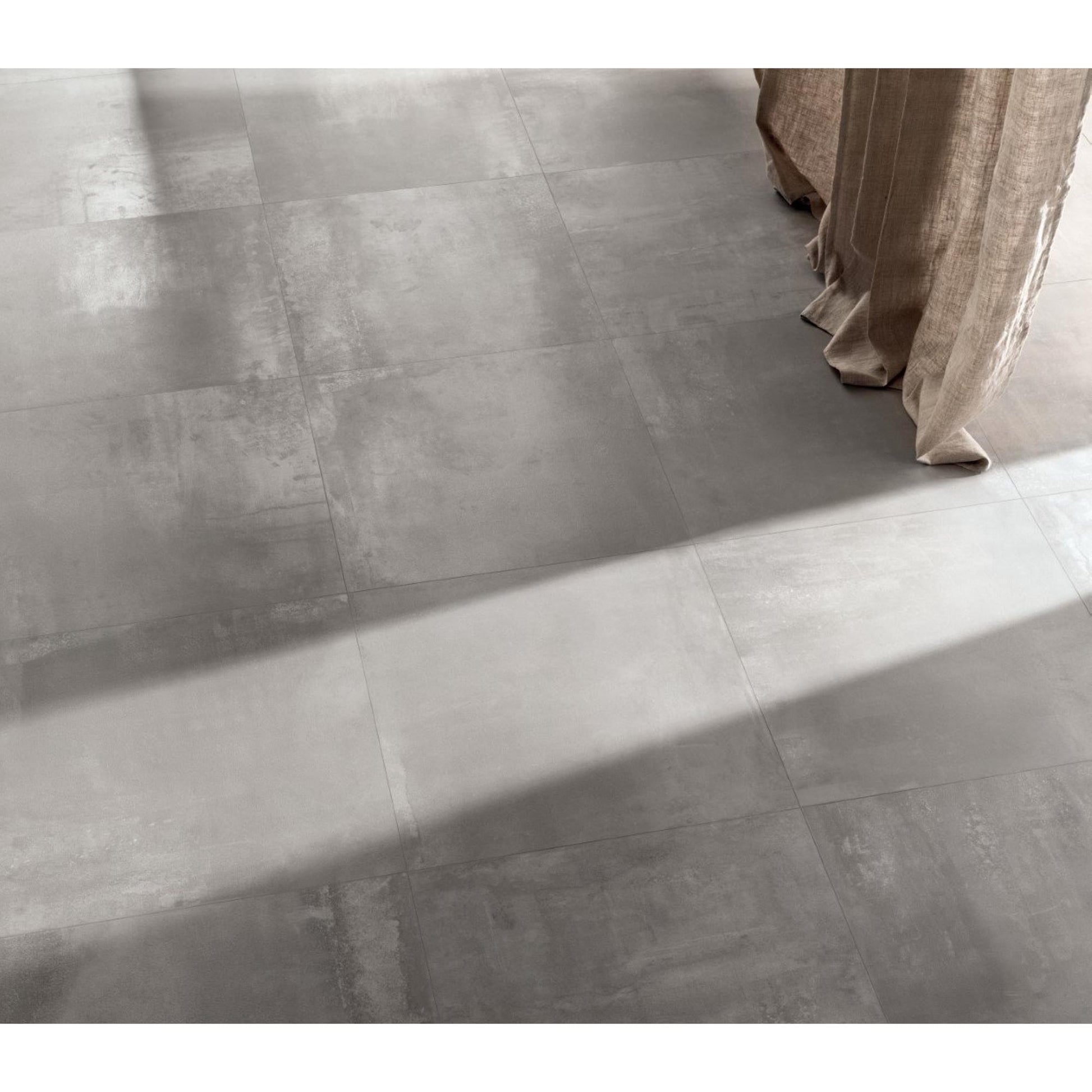 Abk Imoker Interno 9 I9R01150 Vloertegel 600X600 Silver 9mm Mat Ret.R10 - Mozaiektegel.com