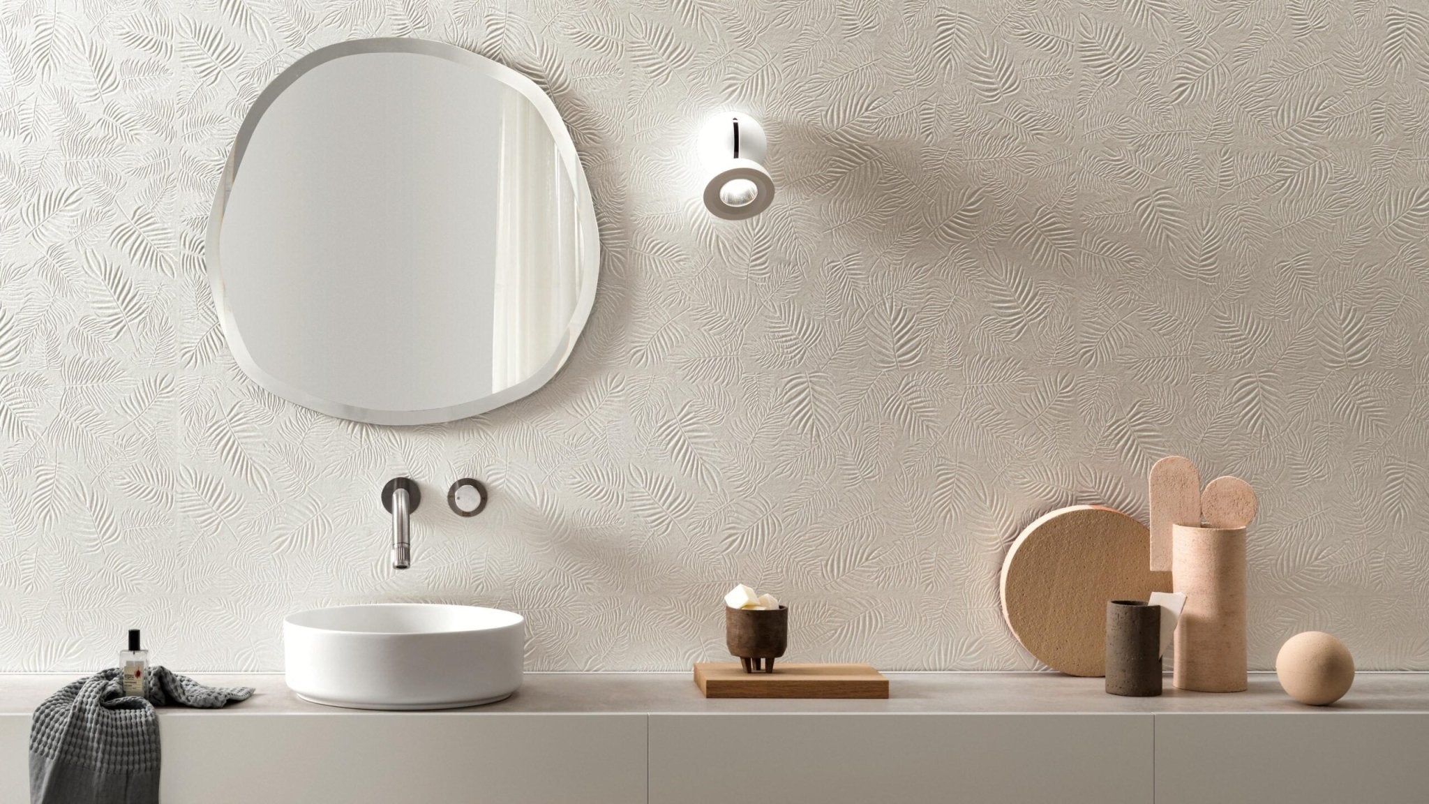 Atlas Concorde 3D Wall Carve A578 wandtegel 40x80cm 8,5mm mat rect. leaf white - Mozaiektegel.com