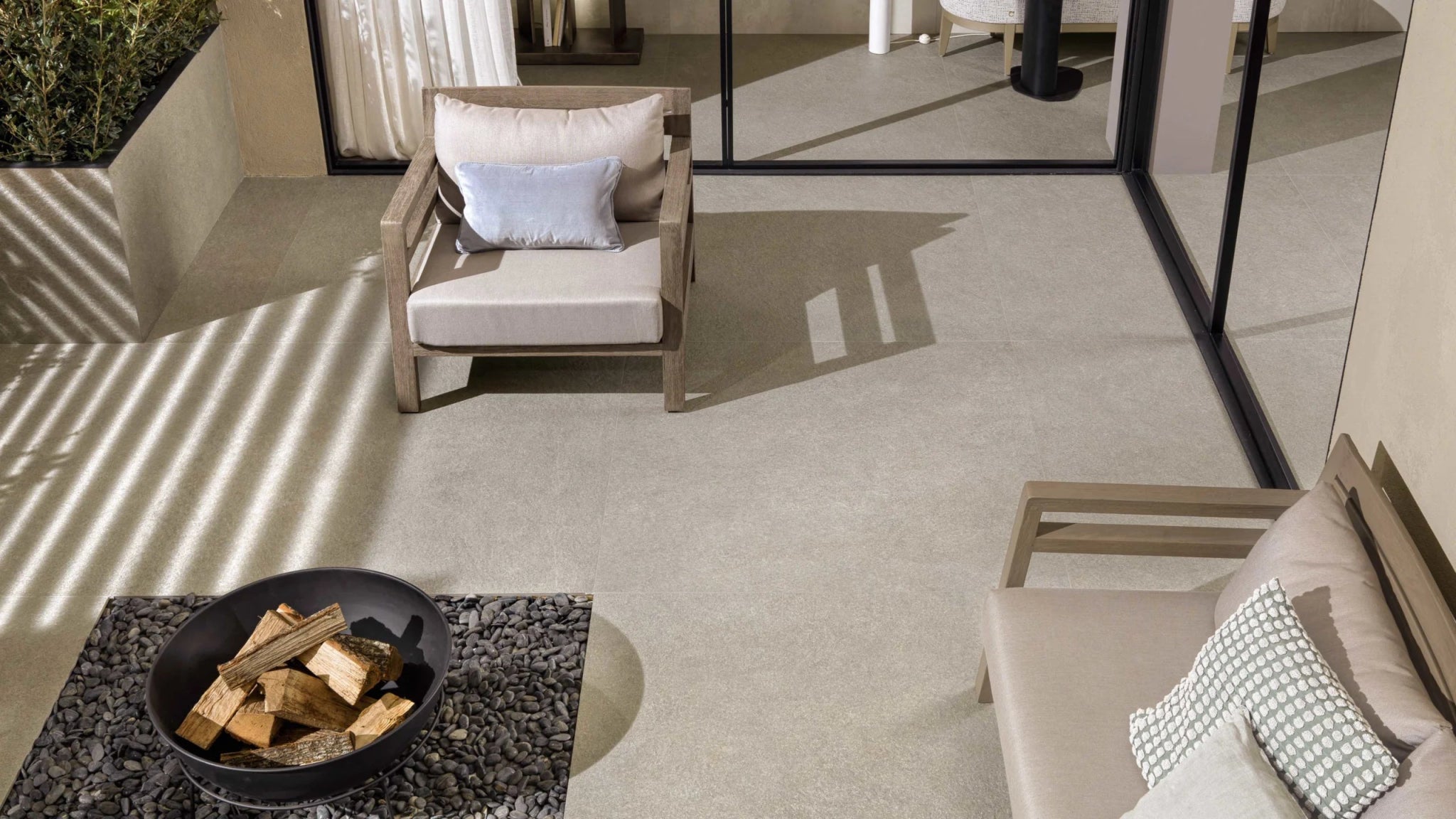 Atlas Concorde Boost Mineral AHW8 vloertegel 60X60cm 9mm mat ret.R10 grey - Mozaiektegel.com