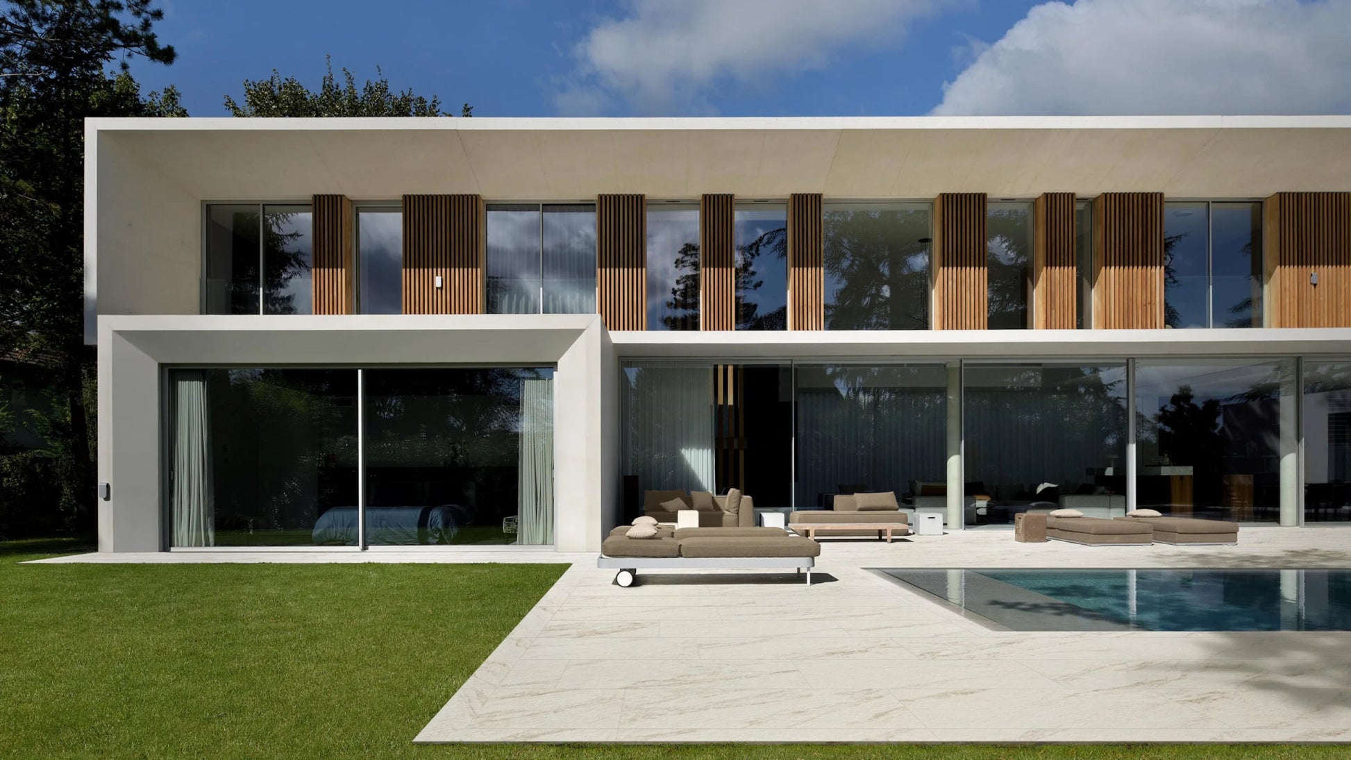 Atlas Concorde Marvel Meraviglia AJJU vloertegel 60x120cm 9mm mat ret.R10 cal.bern.ham. - Mozaiektegel.com