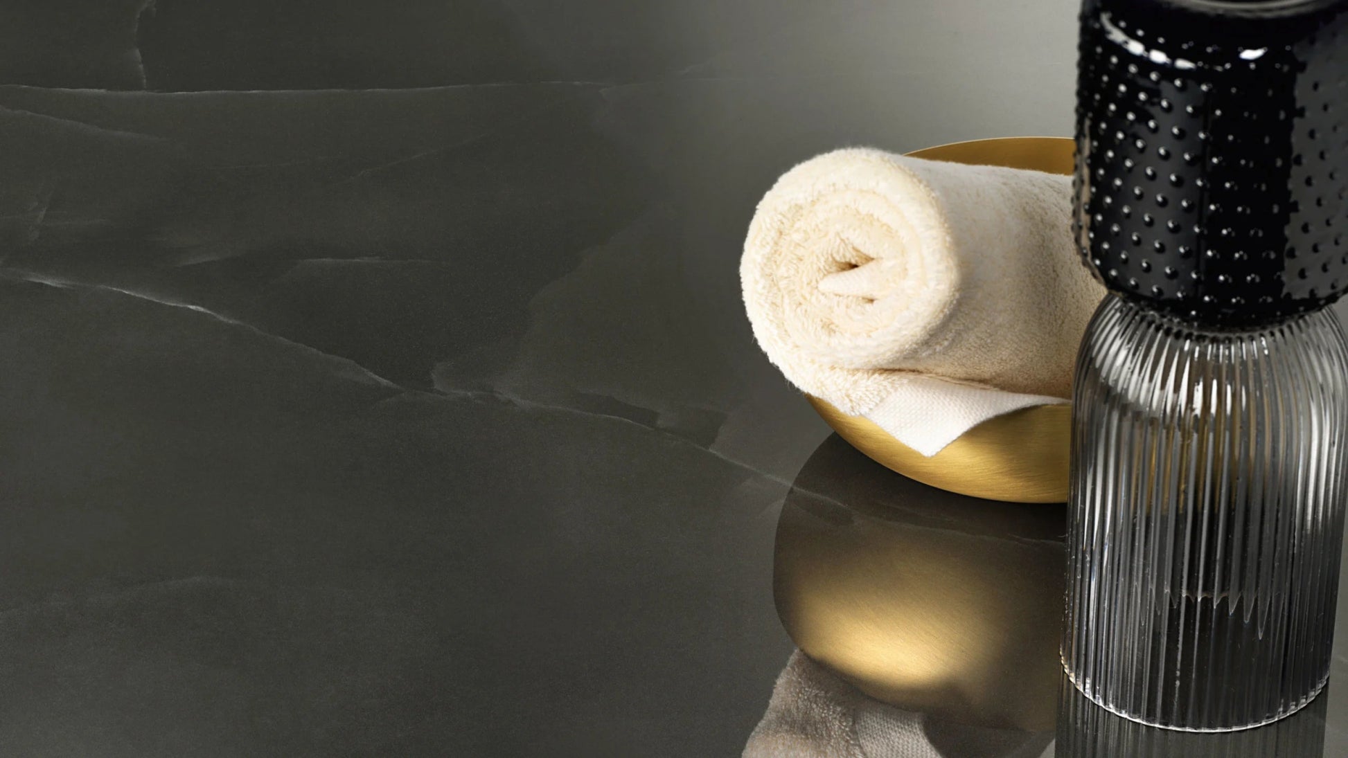 Atlas Concorde Marvel Onyx AJBT vloertegel 60x120cm 9mm glans ret.noir lap. - Mozaiektegel.com