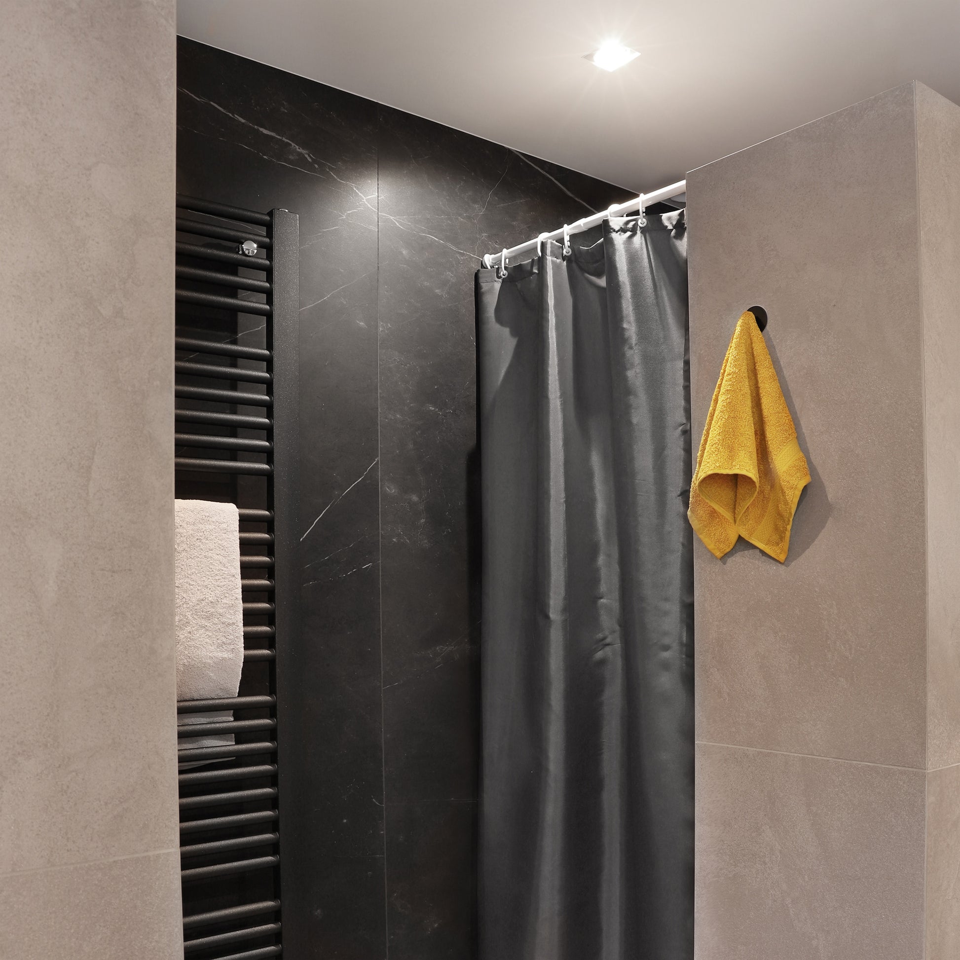 Differnz Color douchegordijn 100% polyester - verzwaarde onderzoom - 180 x 200 cm - antraciet - Mozaiektegel.com