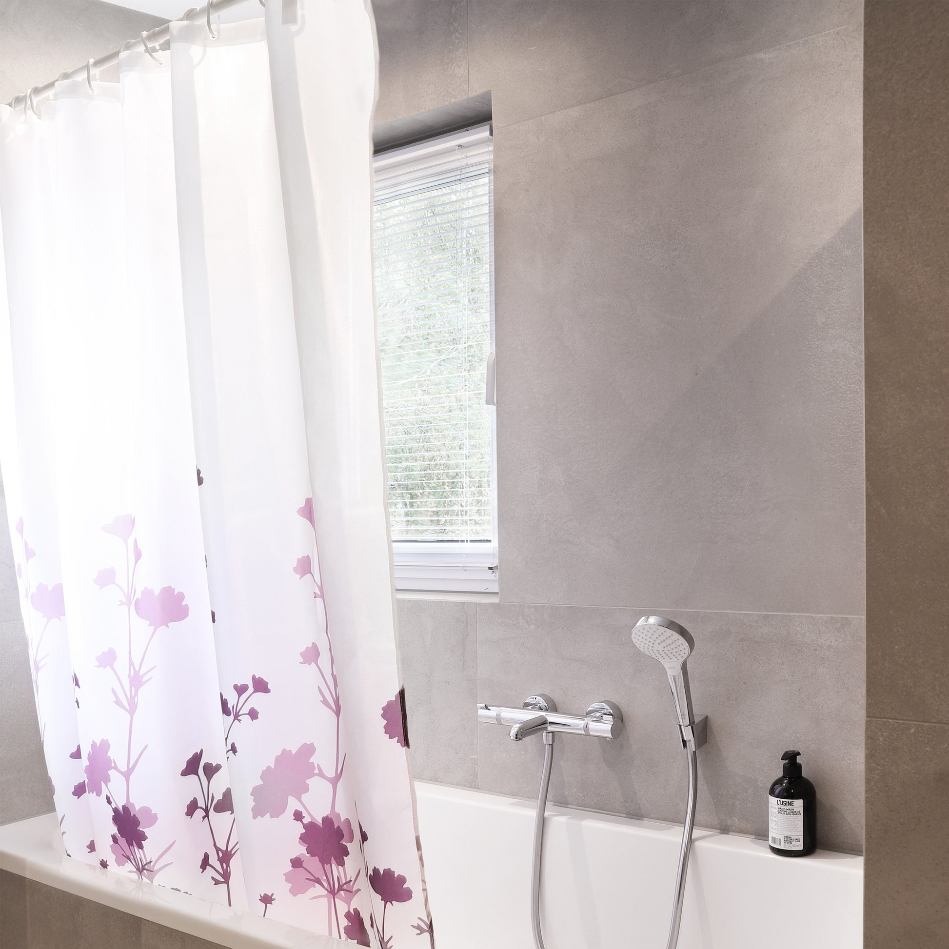 Differnz Folia douchegordijn 100% polyester - verzwaarde onderzoom - 180 x 200 cm - violet - Mozaiektegel.com