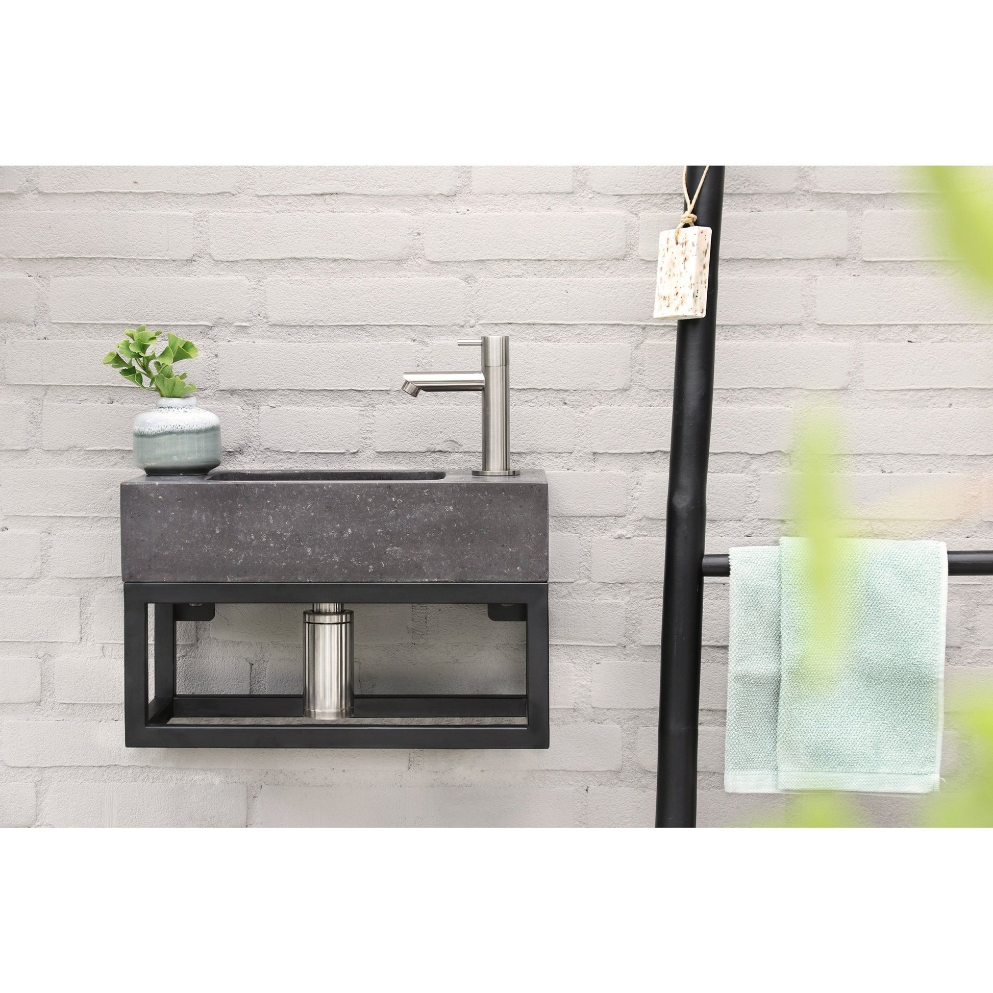 Differnz fontein bombai black - natuursteen - 40 x 22 x 9 cm - Mozaiektegel.com