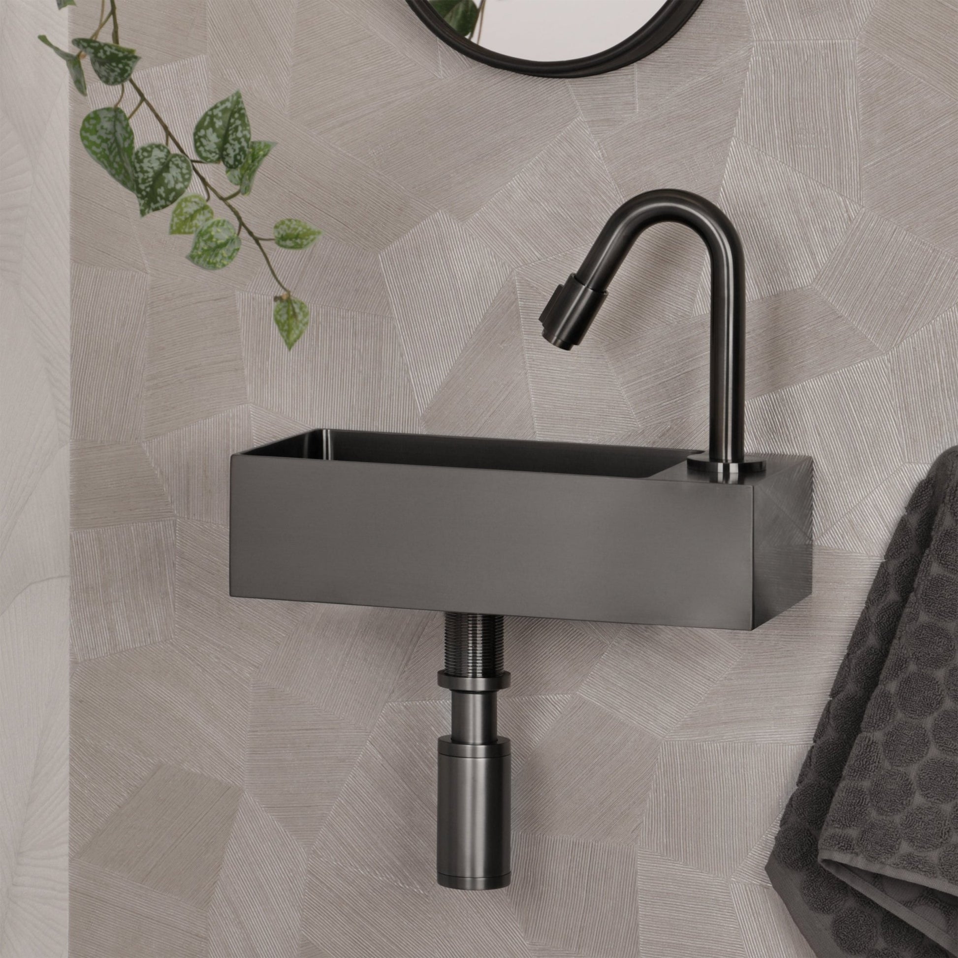 Differnz koudwaterkraan gebogen - 19 cm - gun metal - Mozaiektegel.com