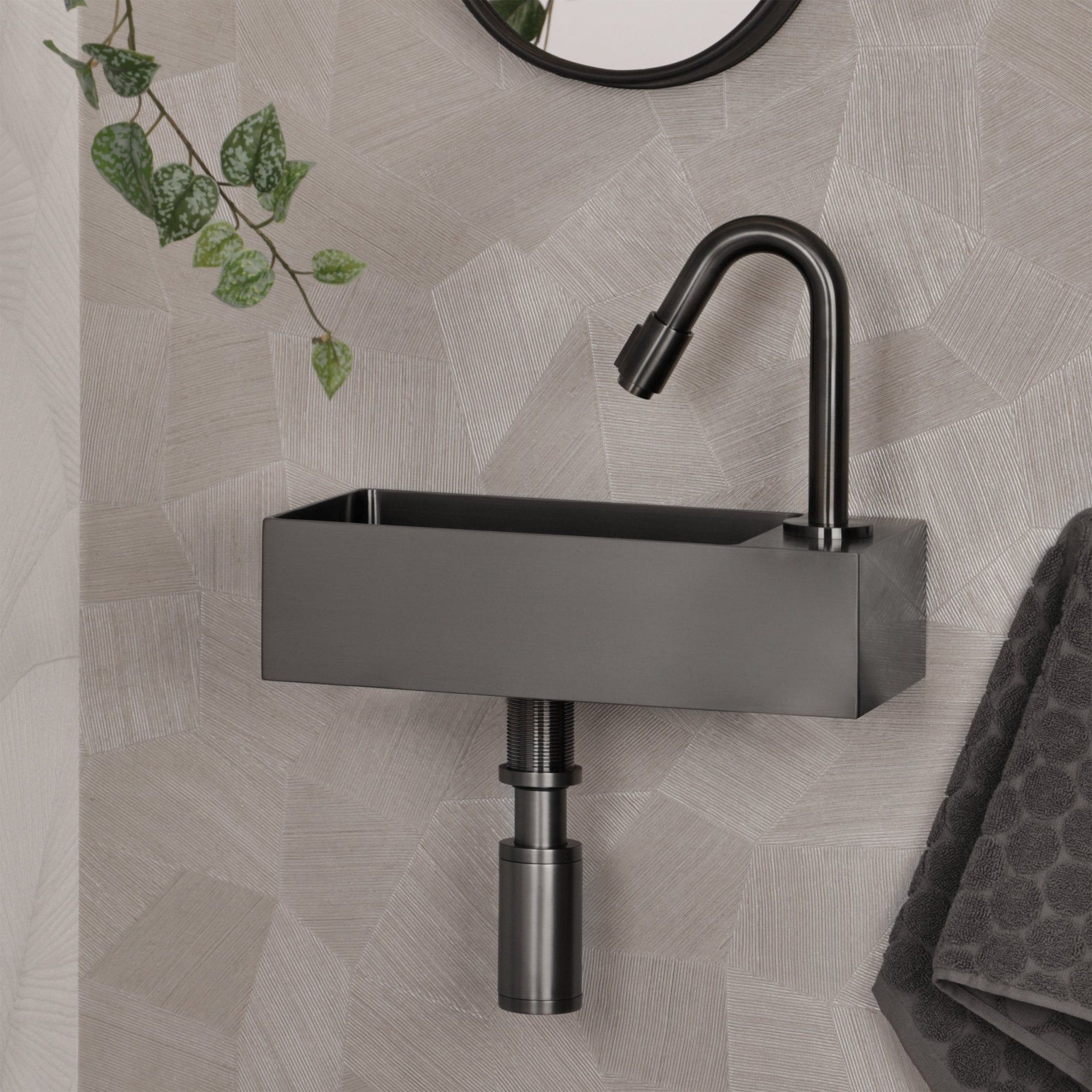 Differnz koudwaterkraan gebogen - 19 cm - gun metal - Mozaiektegel.com