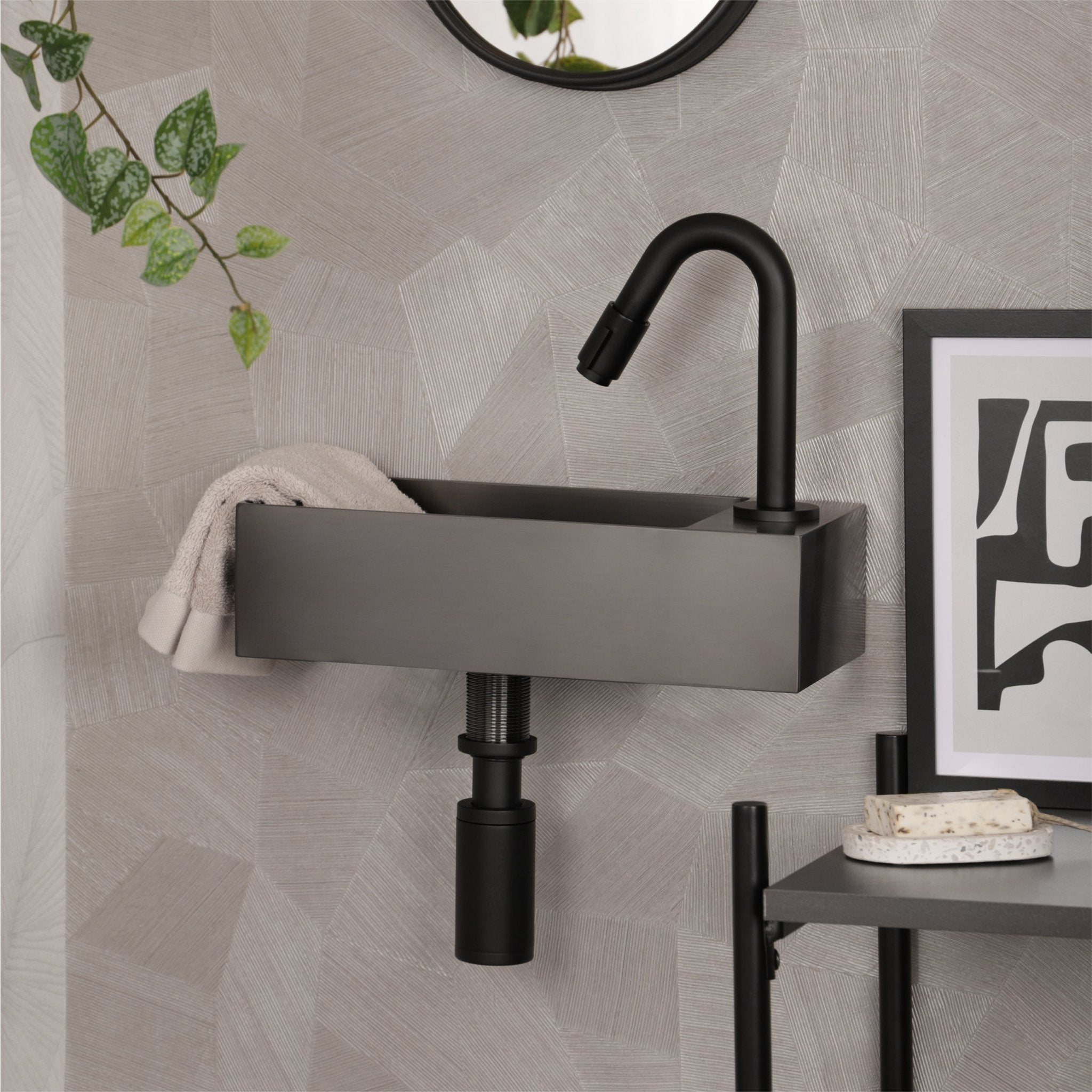 Differnz koudwaterkraan gebogen - 19 cm - mat zwart - Mozaiektegel.com