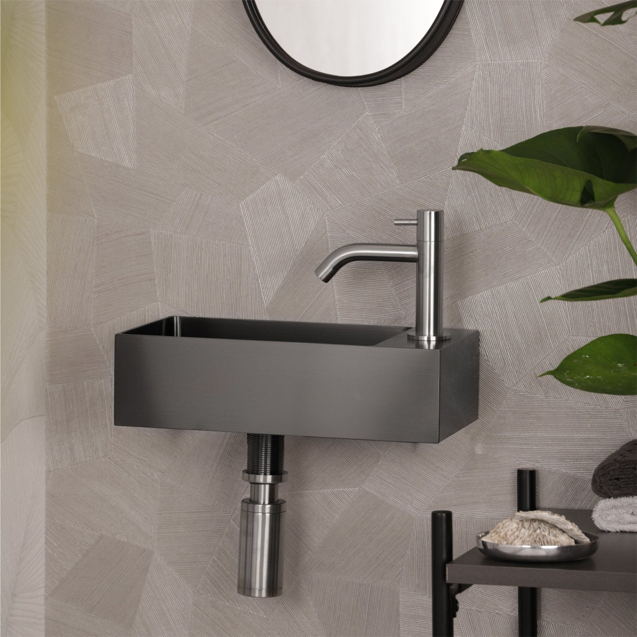 Differnz koudwaterkraan gebogen - mat chroom - Mozaiektegel.com