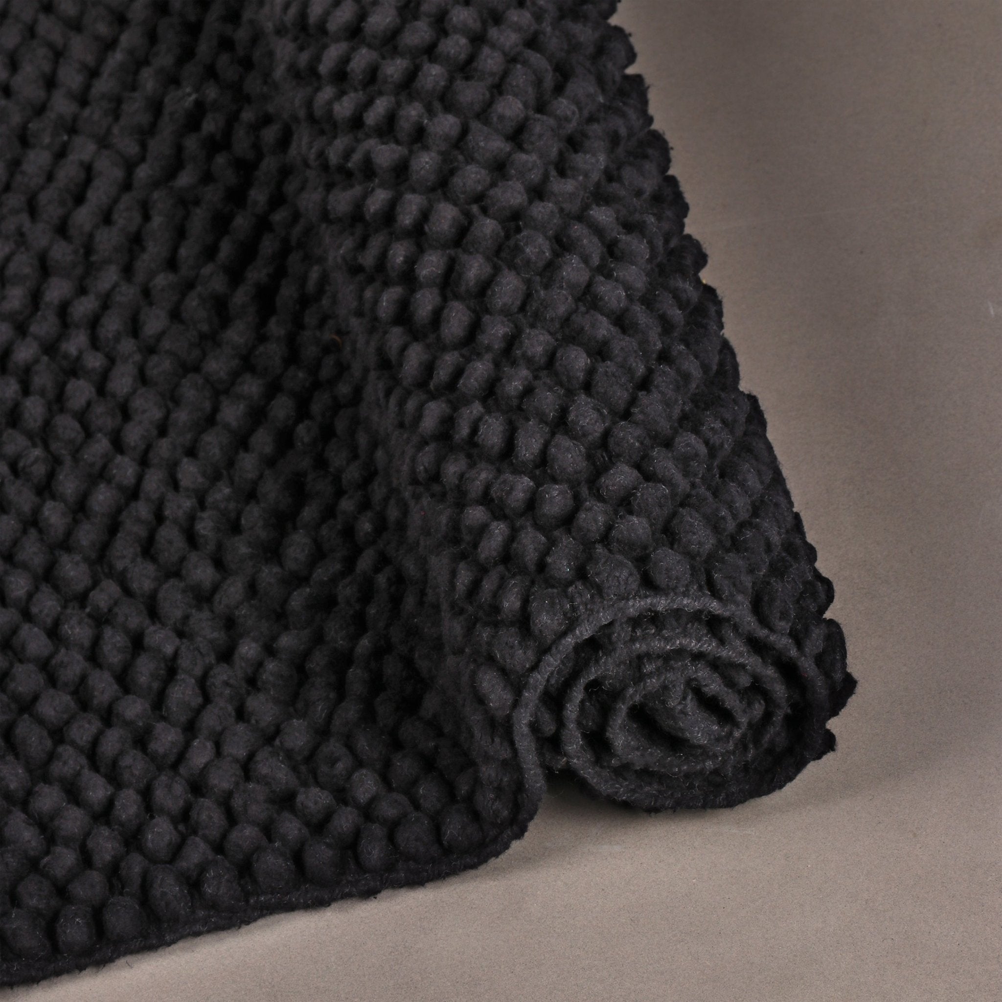 Differnz Popcorn badmat 100% katoen - geschikt voor vloerverwarming - 50 x 80 cm - zwart - Mozaiektegel.com