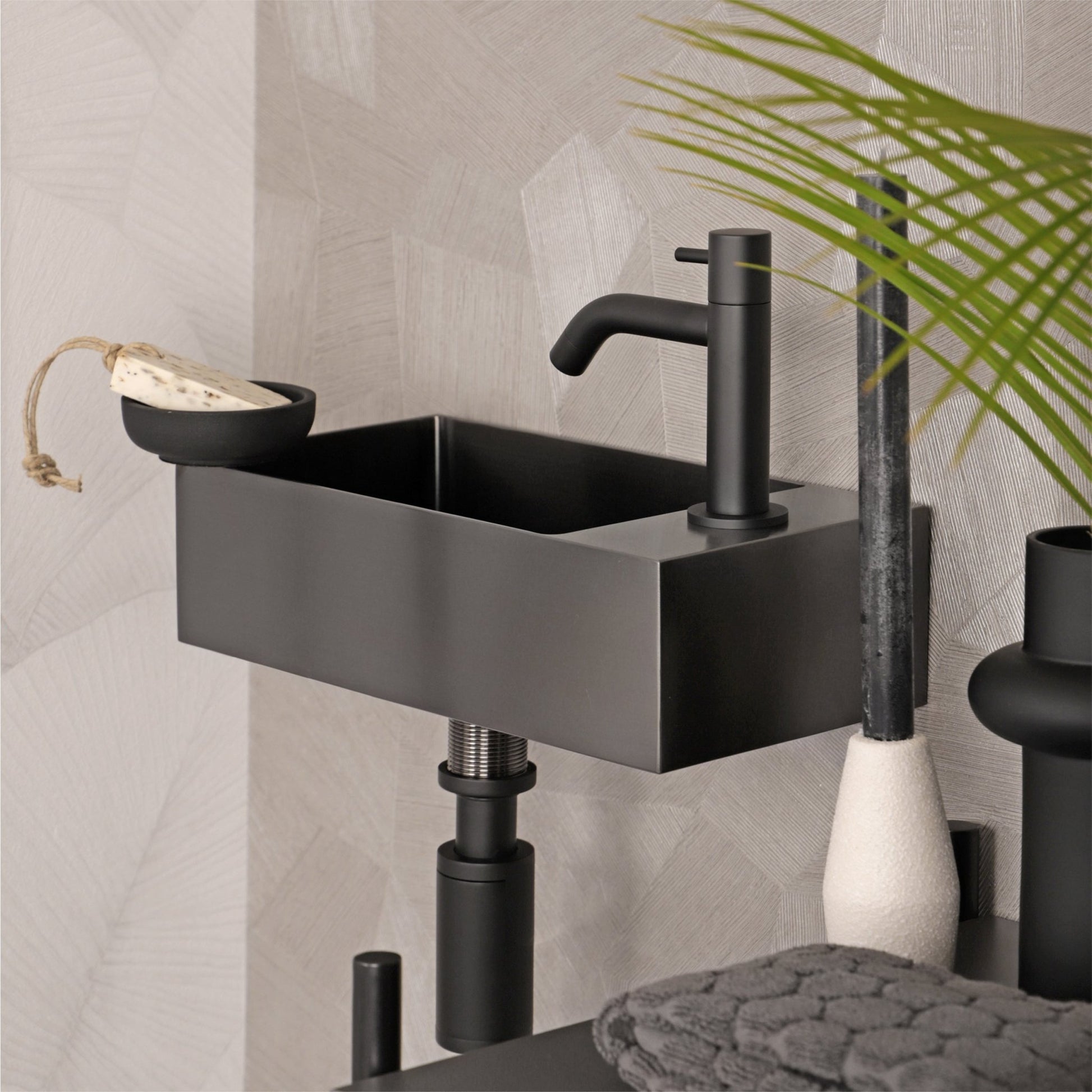 Differnz sifon | mat zwart | 300mm - Mozaiektegel.com