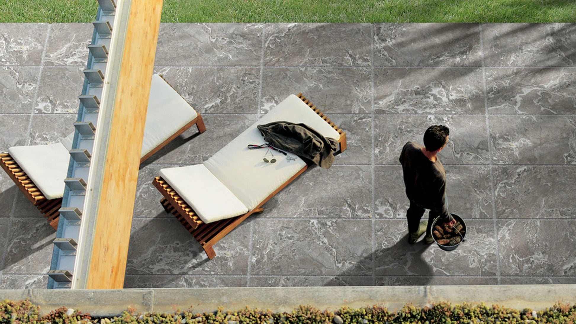 Floorgres Onyx&More 765492 Vloertegel 600X600 Silver Strut.9mm Mat Ret.R10 - Mozaiektegel.com