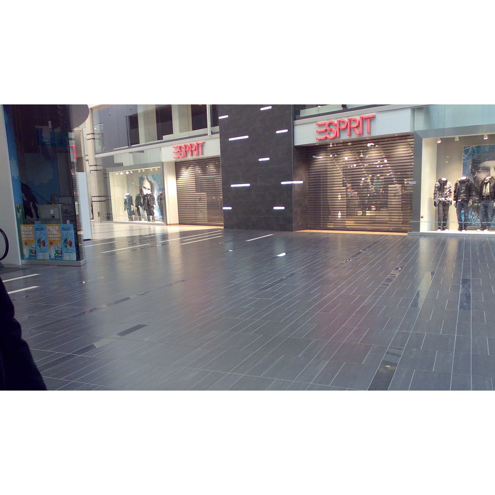 Grespor Zeus C36106 Vloertegel 300X600 Negro 9.5mm Mat Ret. - Mozaiektegel.com