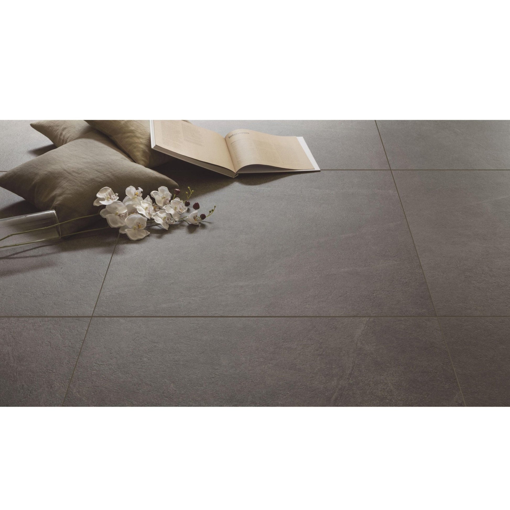 JOS. Disi Vloertegel 300X600 Anthracite 9mm Mat Ret.R10 - Mozaiektegel.com