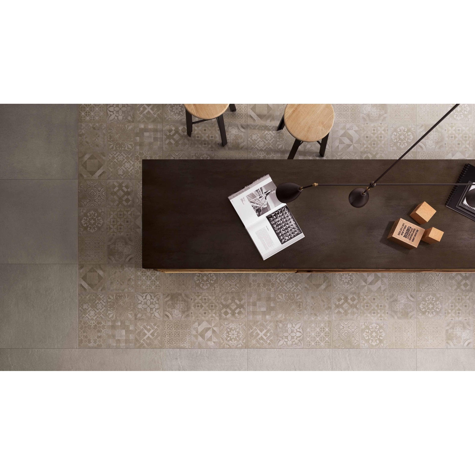 Ragno Studio 00K3MC40 Vloertegel 150X150 Grigio 9mm Mat R9 - Mozaiektegel.com