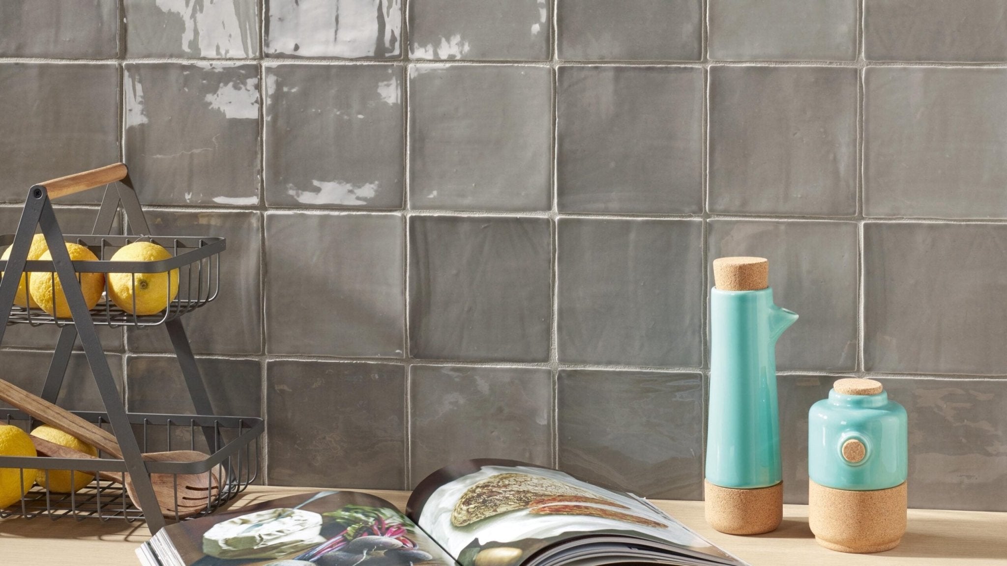 Roca St Tropez FHWE06P021 Wandtegel 130X130 Gris 8,5mm Glans - Mozaiektegel.com