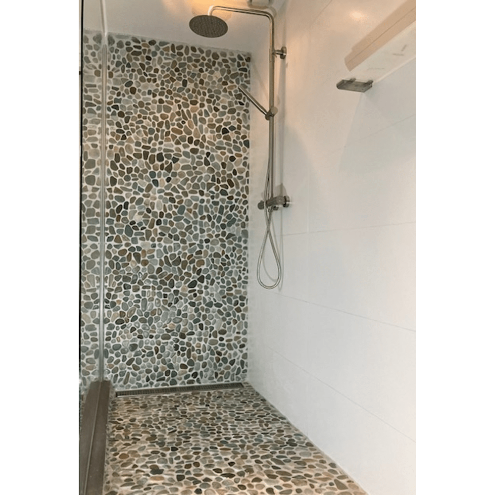 Terre d'Azur Stone Pebbles Green Flores 30x30 cm - Mozaiektegel.com