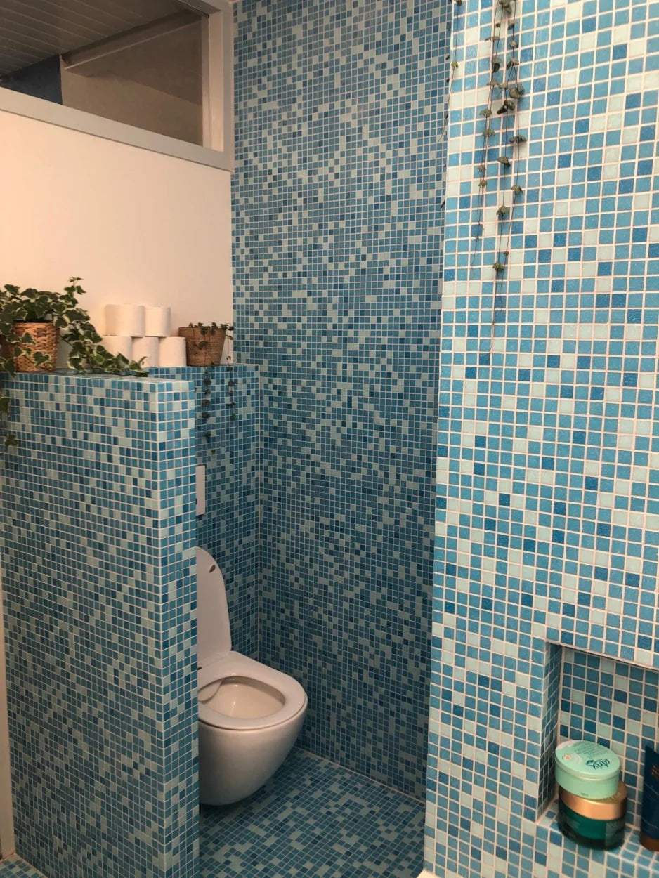 The Mosaic Factory Amsterdam Mozaiek Tegel Vierkant - Blauw Mix Glas Basic 322x322 mm, badkamer wc