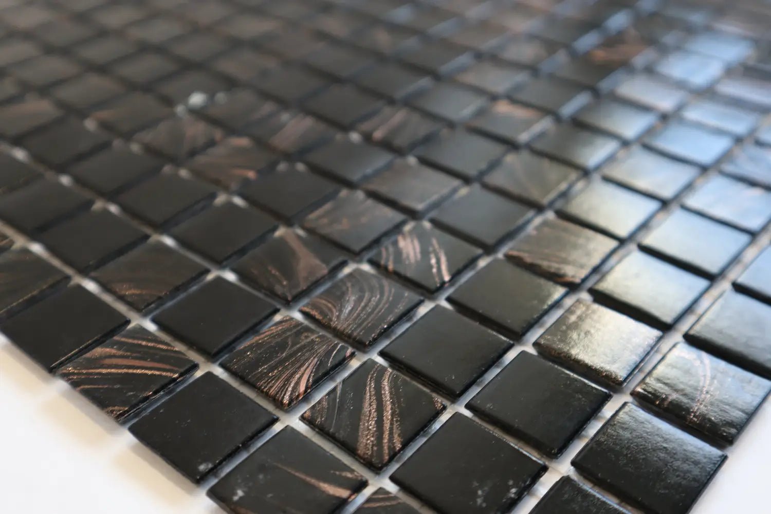 The Mosaic Factory Amsterdam Mozaiek Tegel Vierkant - Brass Gold Vein 322x322 mm - Mozaiektegel.com