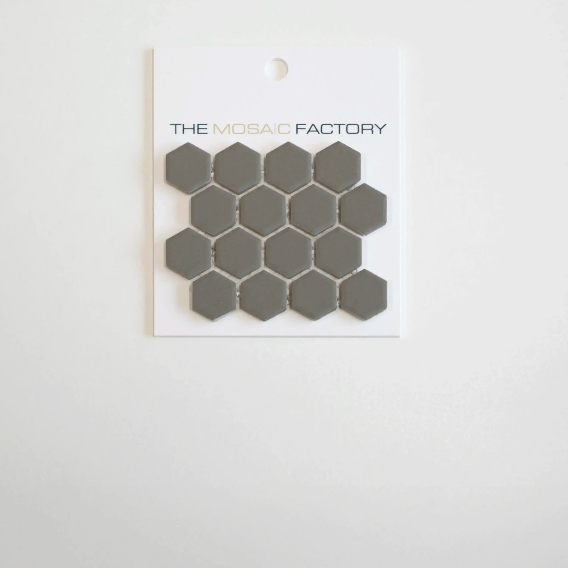 The Mosaic Factory London Mozaiek Tegel Hexagon - Donker Grijs Porselein Ongeglazuurd, R11 260x300 mm - Mozaiektegel.com