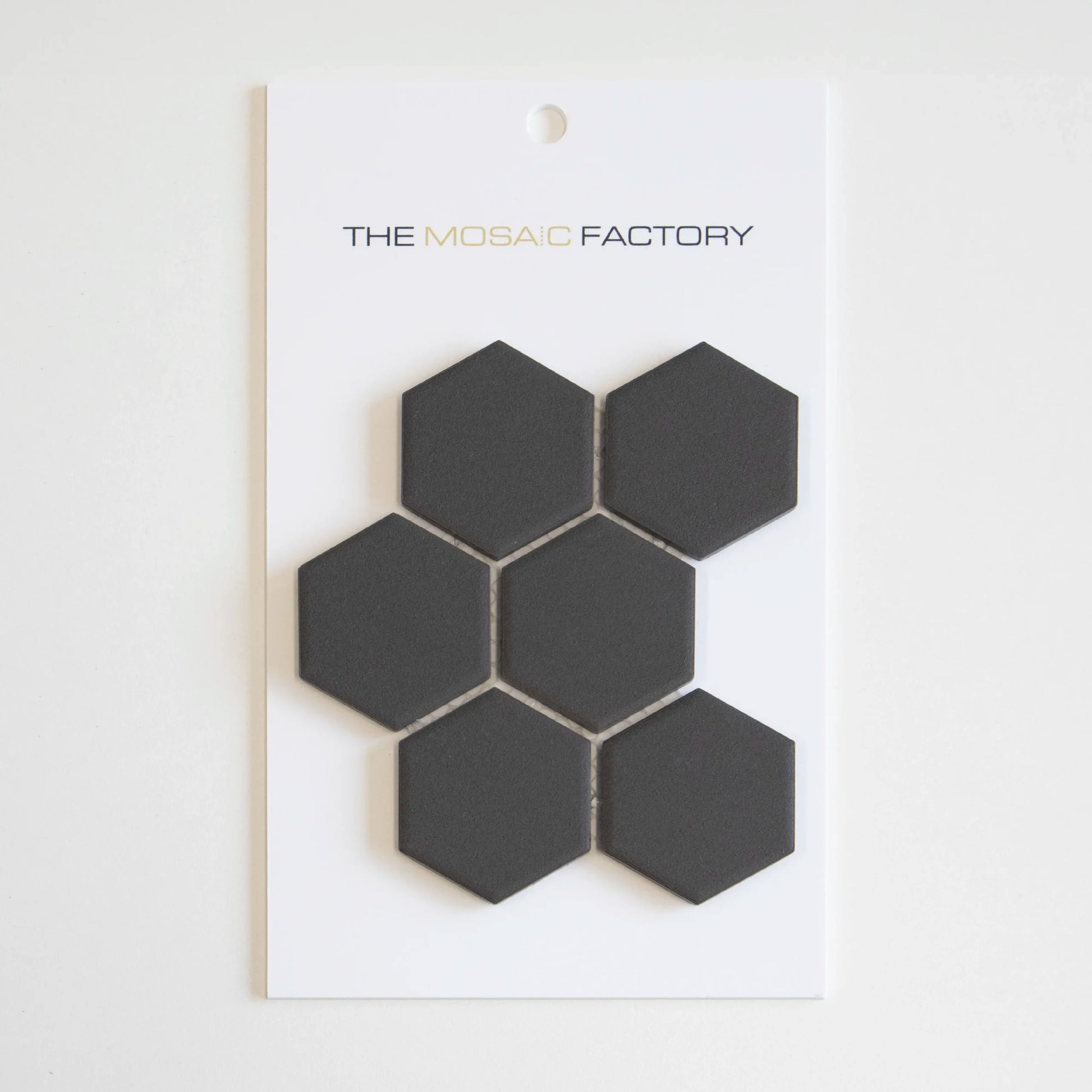 The Mosaic Factory London Mozaiek Tegel Hexagon - Zwart Porselein Ongeglazuurd, R11 281x325 mm - Mozaiektegel.com