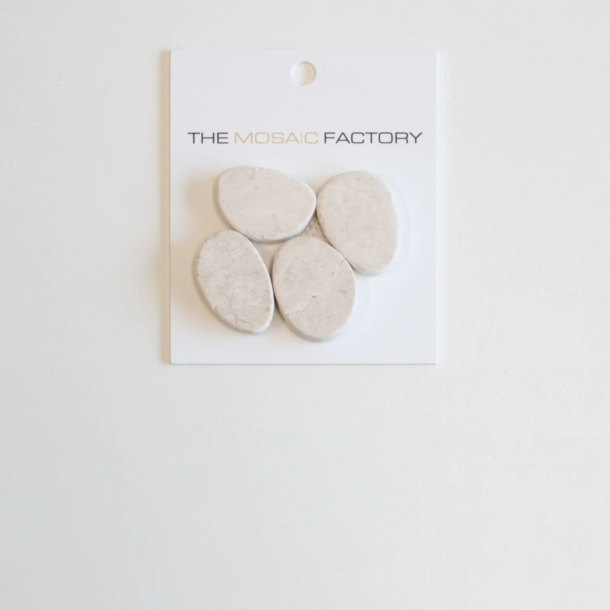 The Mosaic Factory Natural Stone Mozaiek Tegel Pebbles - Ivory Marmer Natural 302x300 mm - Mozaiektegel.com