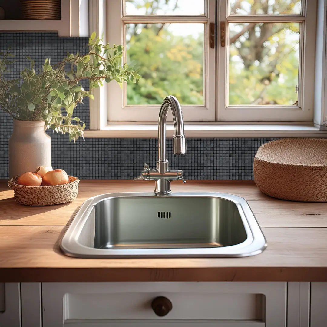 The Mosaic Factory Natural Stone Mozaiek Tegel Vierkant - Nero Anticato Marmer Natural 305x305 mm, keuken wasbak kraan