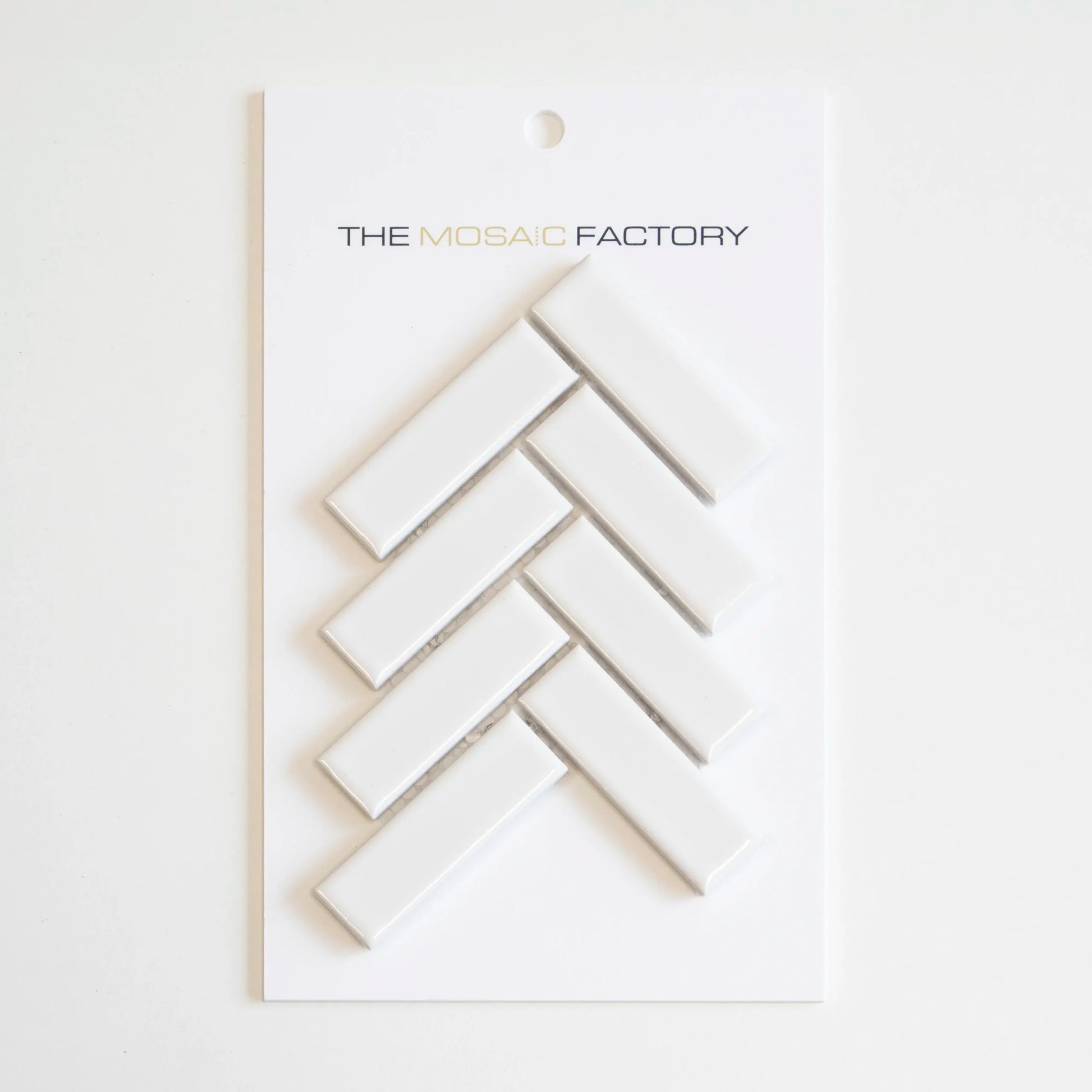 The Mosaic Factory Paris Mozaiek Tegel Visgraat - Extra Wit Porselein Geglazuurd 247x318 mm - Mozaiektegel.com