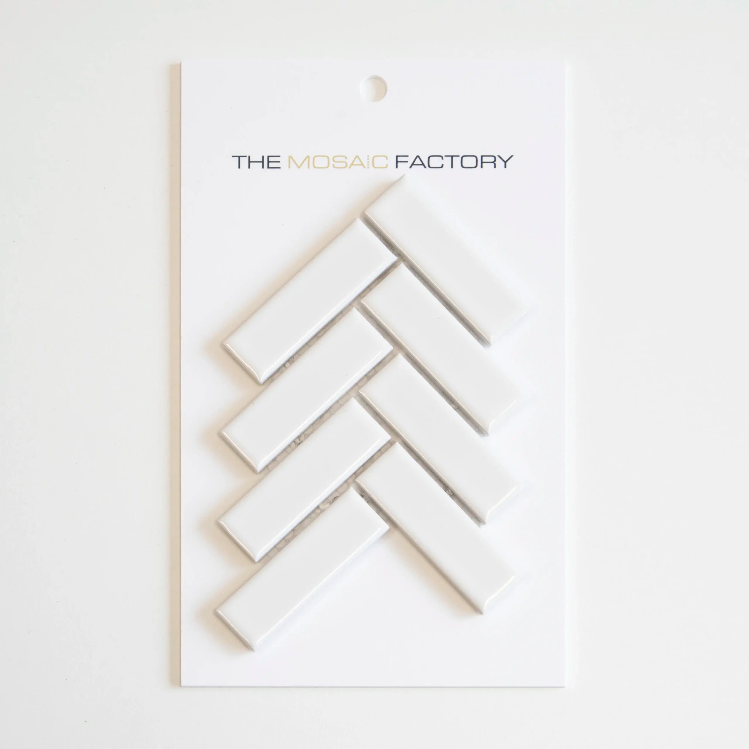 The Mosaic Factory Paris Mozaiek Tegel Visgraat - Extra Wit Porselein Geglazuurd 247x318 mm - Mozaiektegel.com