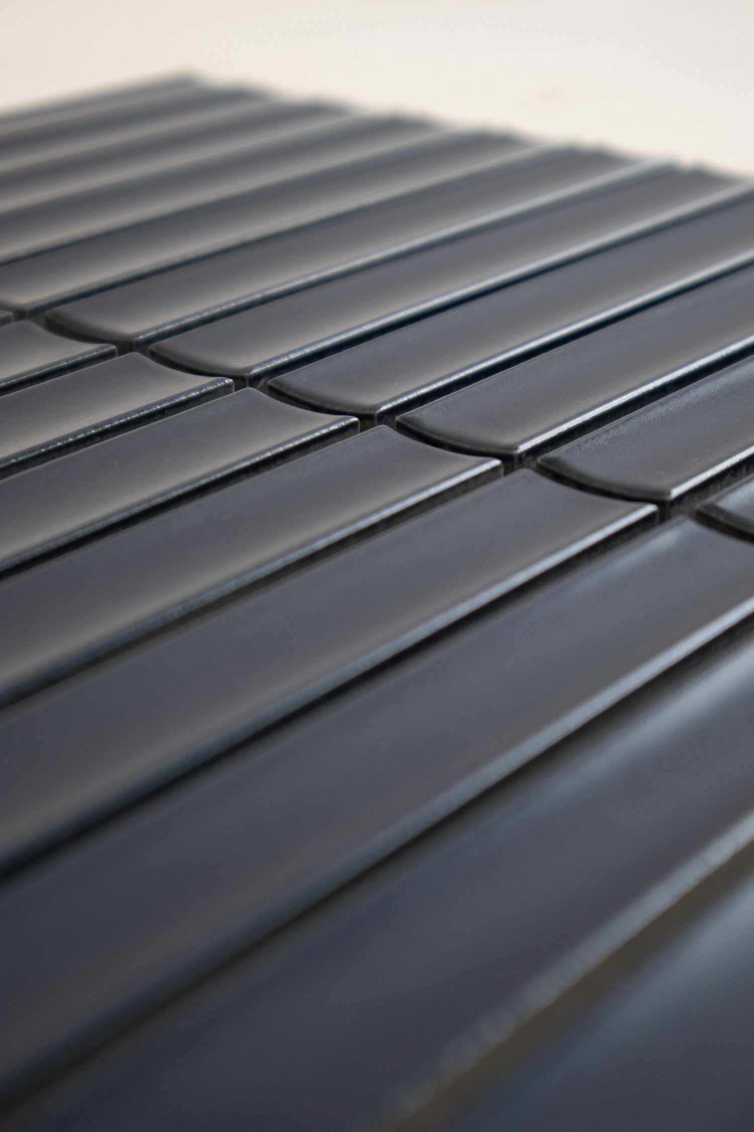 The Mosaic Factory Sevilla Mozaïek Tegel Kitkat Vinger - Navy Blauw Porselein Geglazuurd 296x299 mm - Mozaiektegel.com