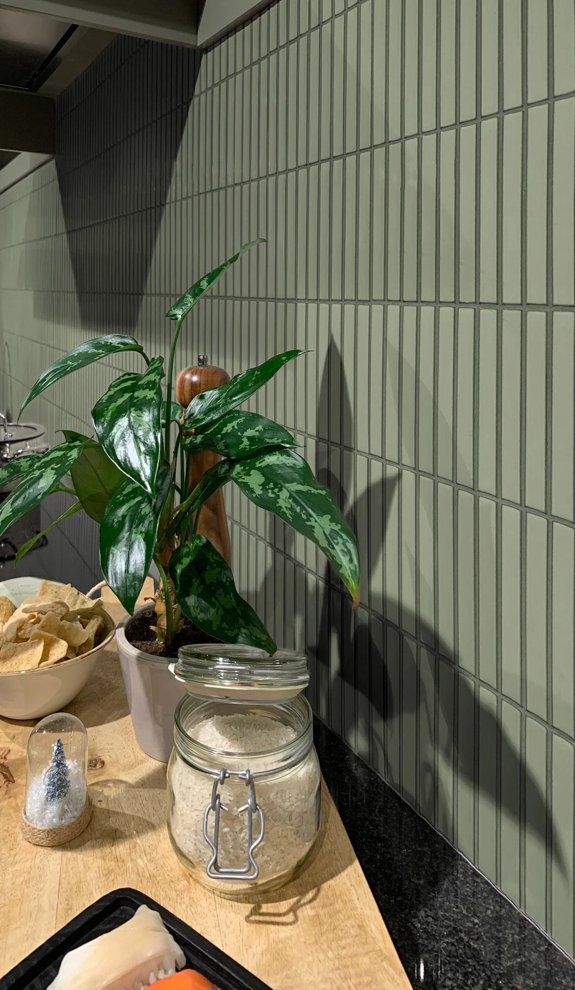 SEF20575 Sage Green Matt Sevilla - KitKat Original 20x145mm