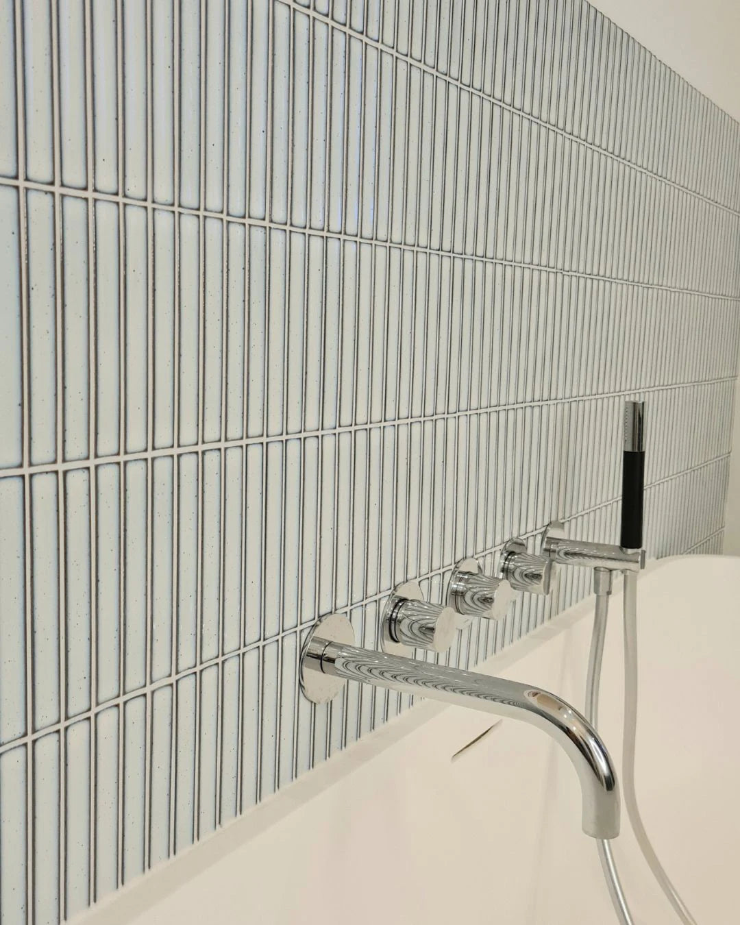 The Mosaic Factory Sevilla Mozaïek Tegel Kitkat Vinger - Wit Porselein Geglazuurd 296x299 mm, badkamer bad