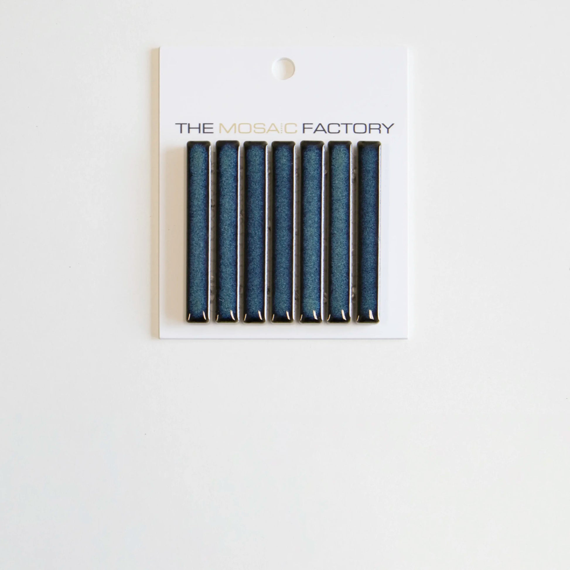 The Mosaic Factory Sevilla Mozaïek Tegel Mini Kitkat Vinger - Gespikkeld Azuur blauw Porselein Geglazuurd 282x308 mm - Mozaiektegel.com