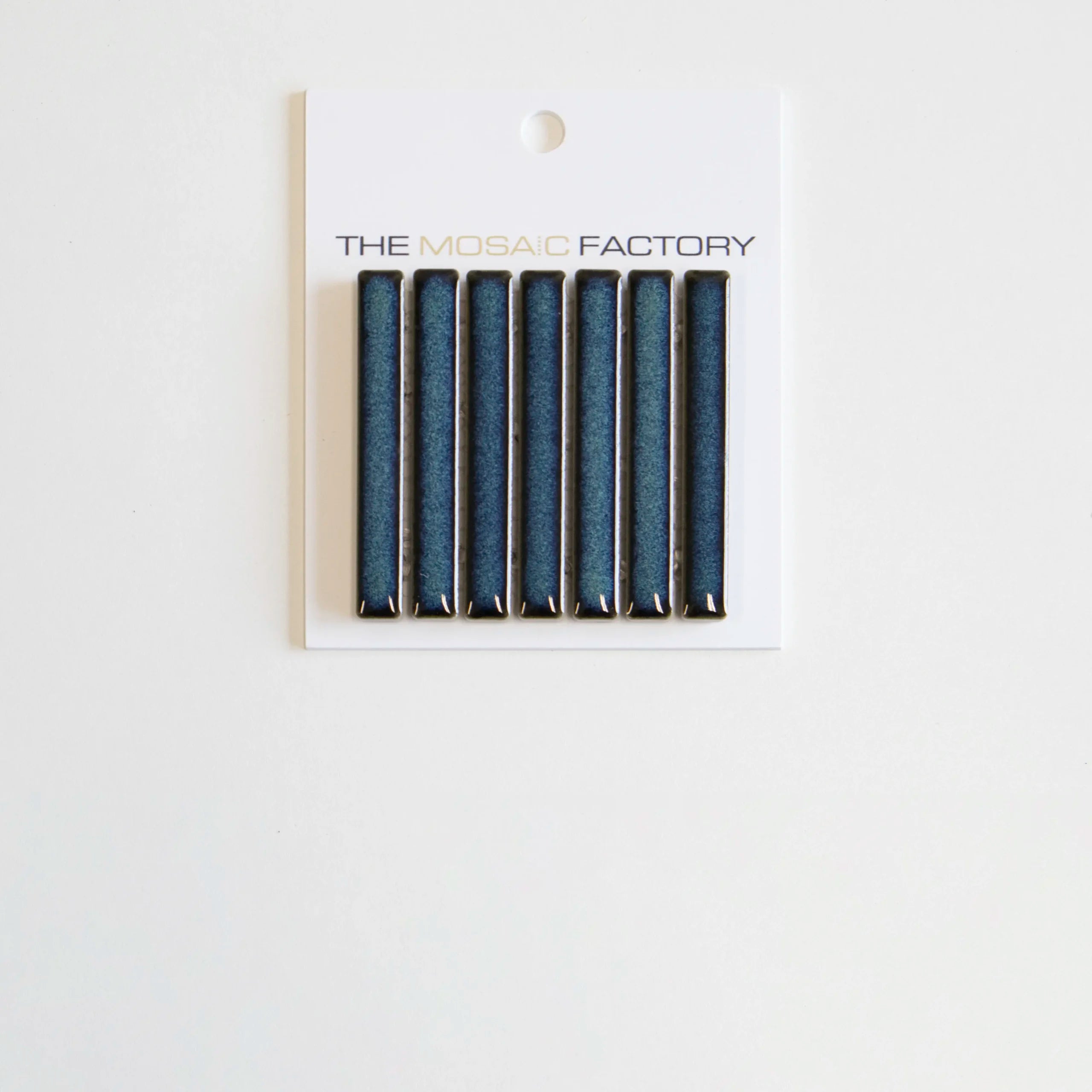 The Mosaic Factory Sevilla Mozaïek Tegel Mini Kitkat Vinger - Gespikkeld Azuur blauw Porselein Geglazuurd 282x308 mm - Mozaiektegel.com