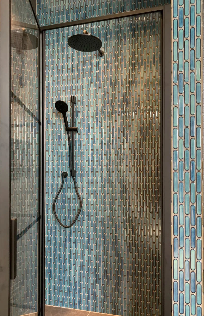 SEO23625 Azure Blue Speckle Glossy Sevilla - Oval Finger 23x98mm, douche