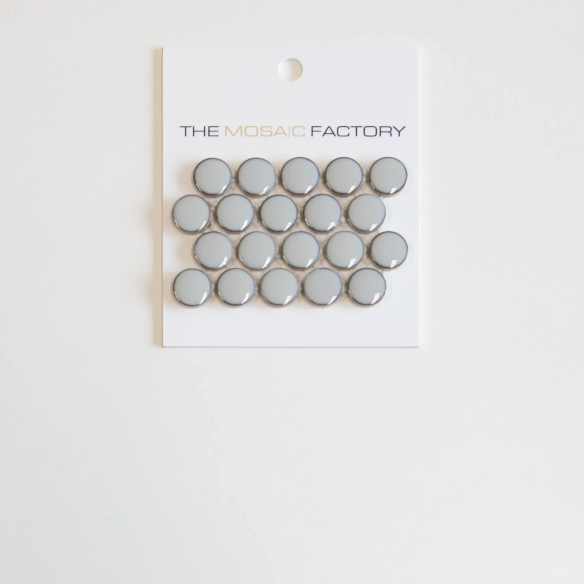 The Mosaic Factory Venice Pennyround Mozaiek Tegel Rond - Licht grijs met rand Porselein Geglazuurd 315x294 mm - Mozaiektegel.com