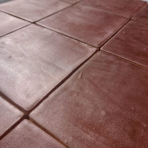 Dateg Wandtegel Bordeaux Metallic 13×13 Sfeerfoto