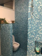 The Mosaic Factory Amsterdam Mozaiek Tegel Vierkant - Blauw Mix Glas Basic 322x322 mm, badkamer wc